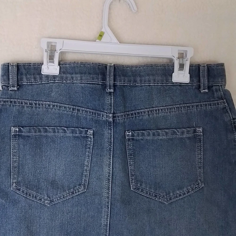 OshKosh Denim Mini Skirt Size 14‎ in Light Wash w/ Distressing